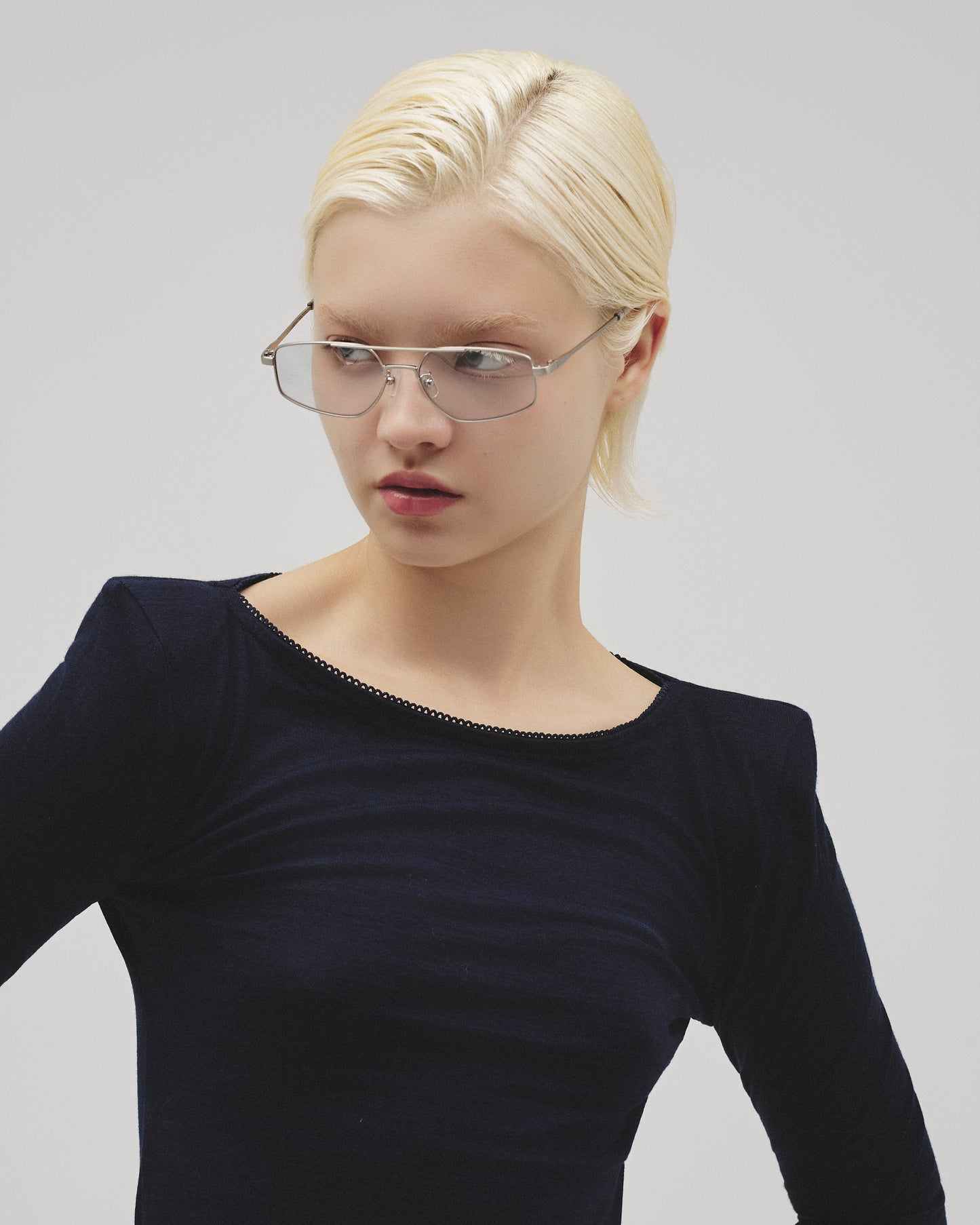 NIKIのアイウェア[niki eyewear - sable / silver] レンズカラー : clear