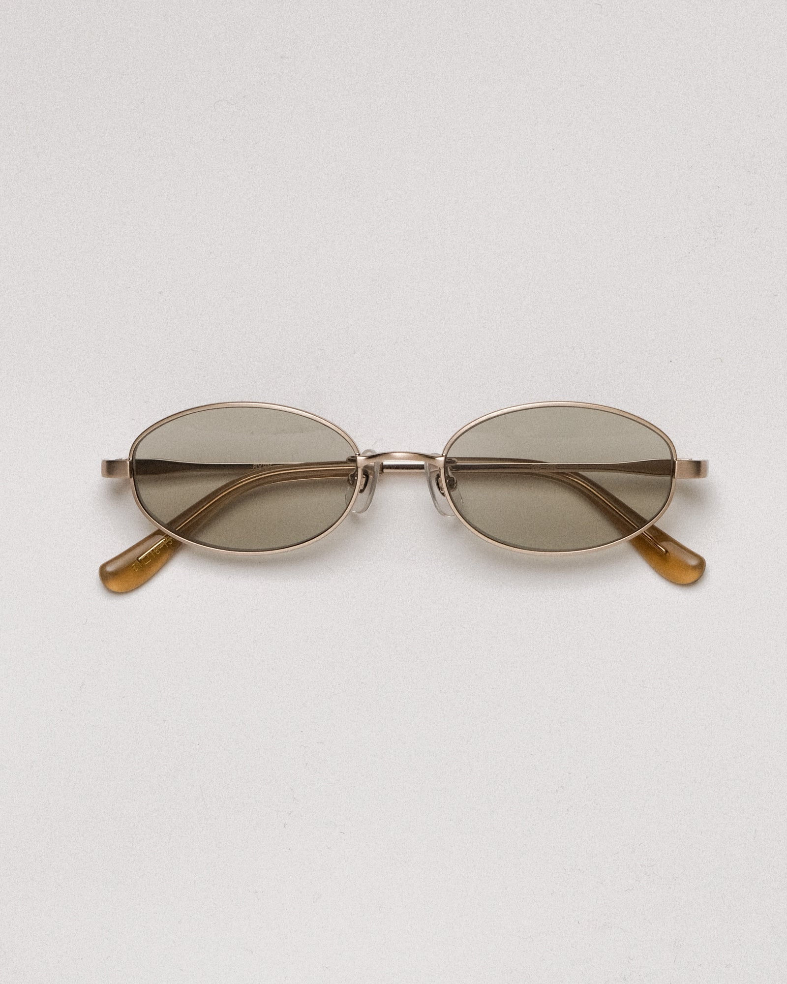 NIKIのアイウェア[niki eyewear - noir / gold] レンズカラー : green
