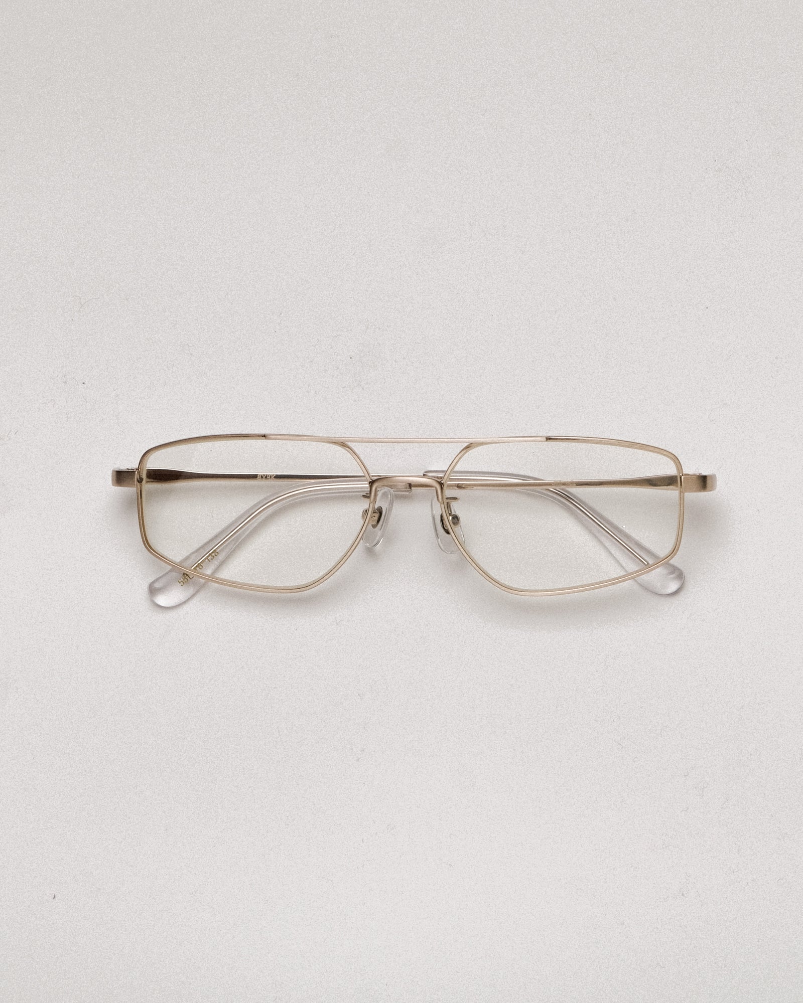 NIKIのアイウェア[niki eyewear - sable / gold] レンズカラー : clear
