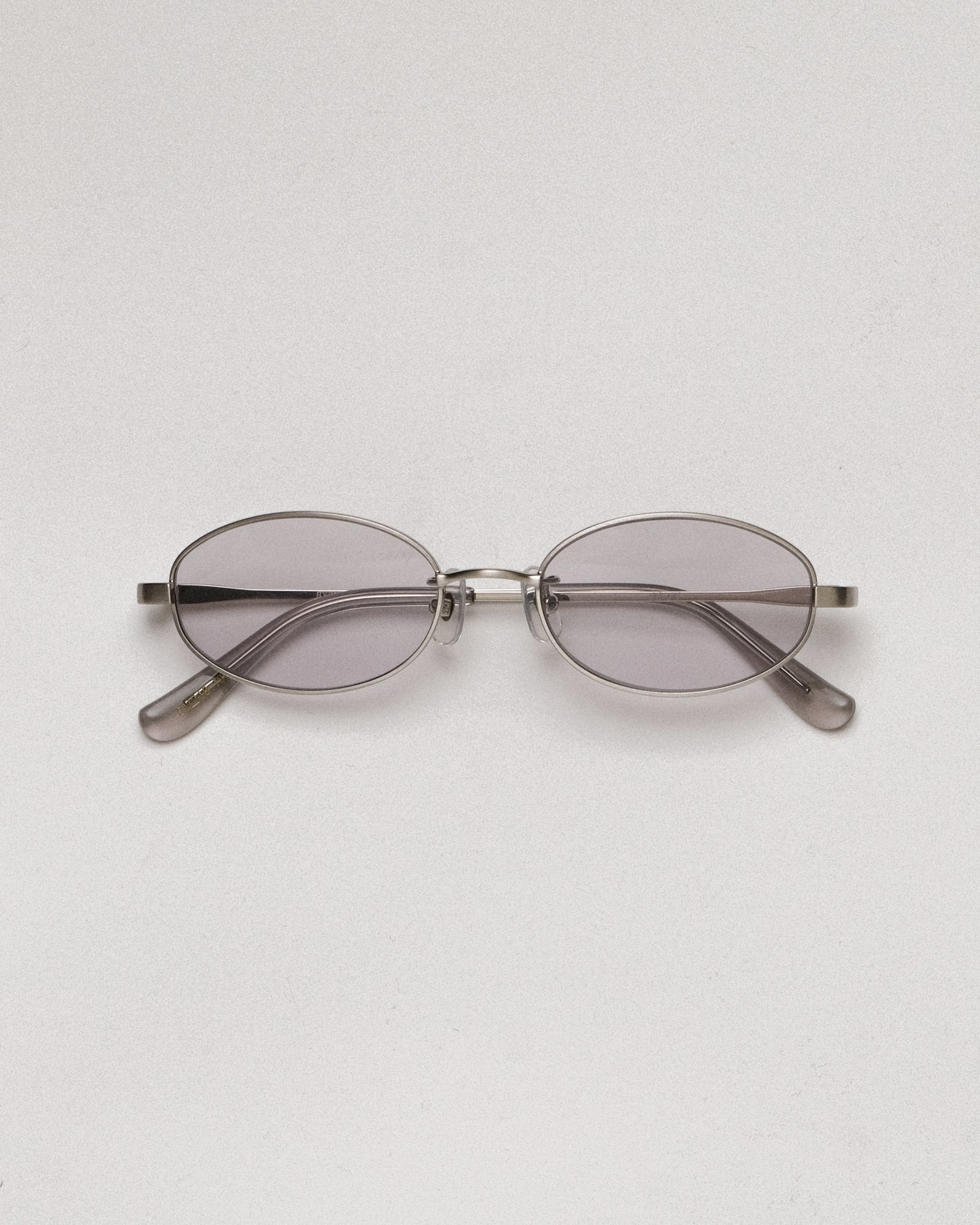 NIKIのアイウェア[niki eyewear - noir / silver] レンズカラー : smoke
