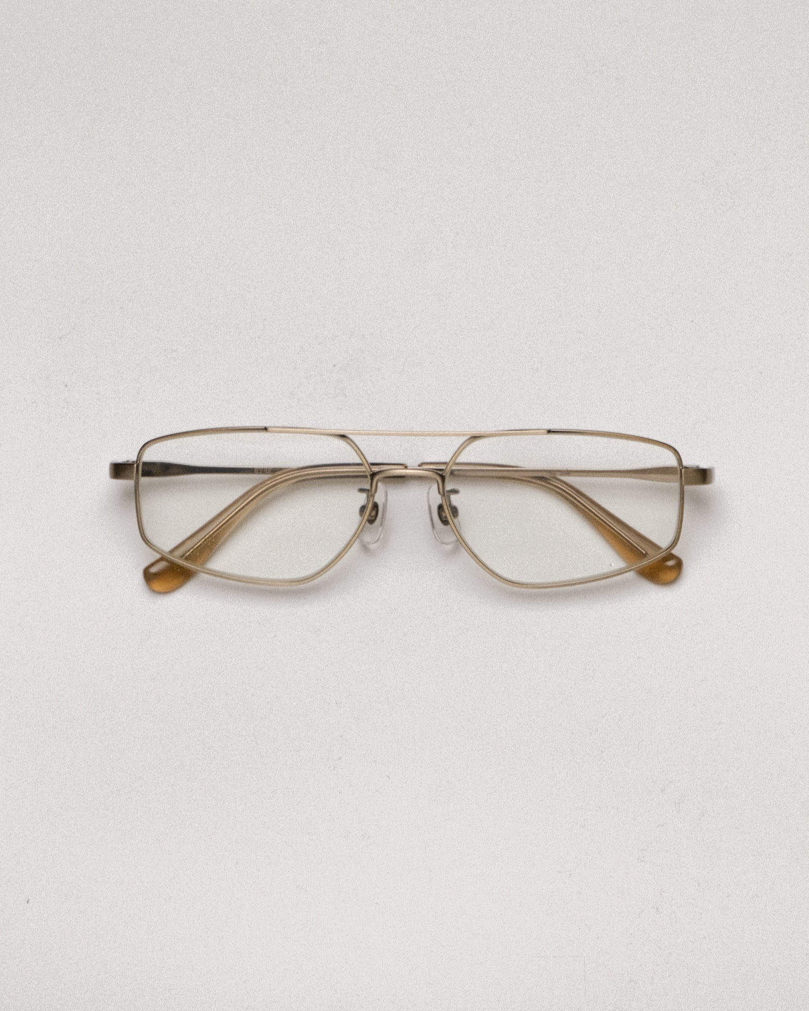 NIKIのアイウェア[niki eyewear - sable / antique gold] レンズカラー : clear